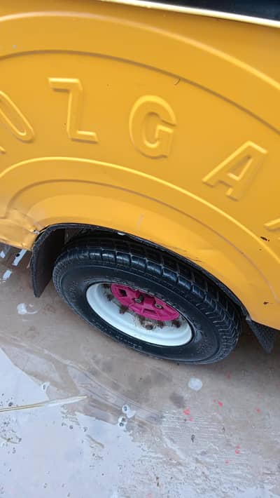 03450142250 rozgar 9 seater Rickshaw for sale