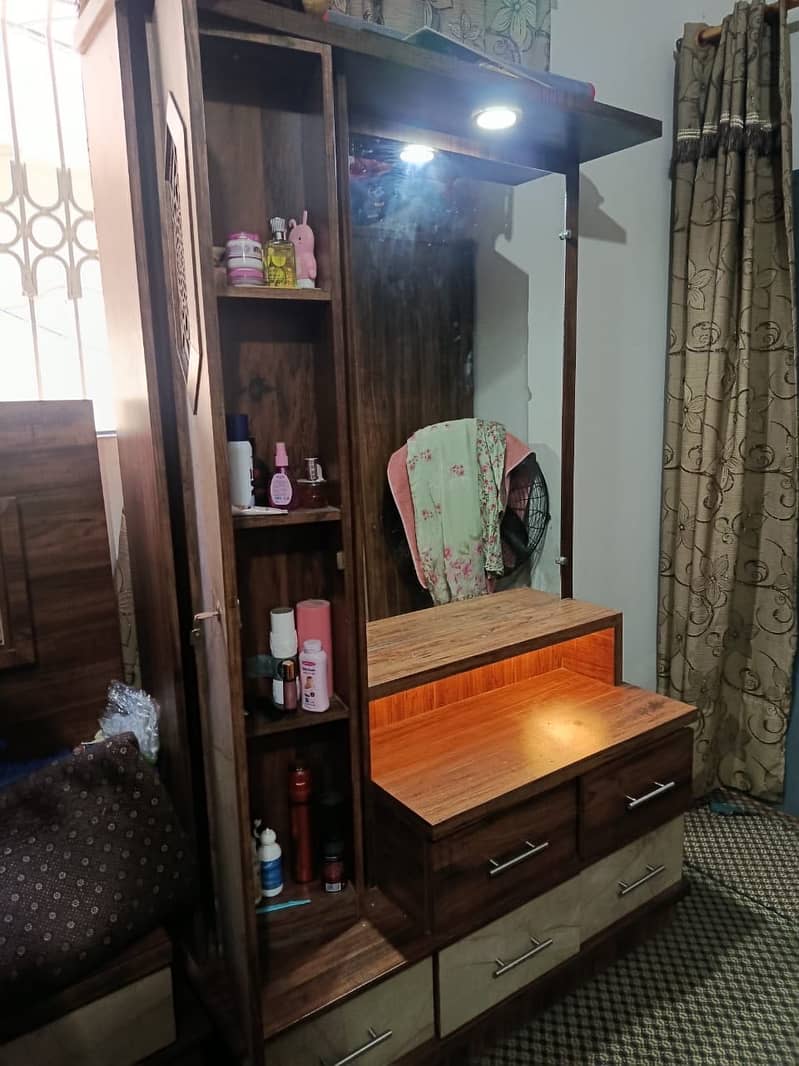 Dressing Table 2