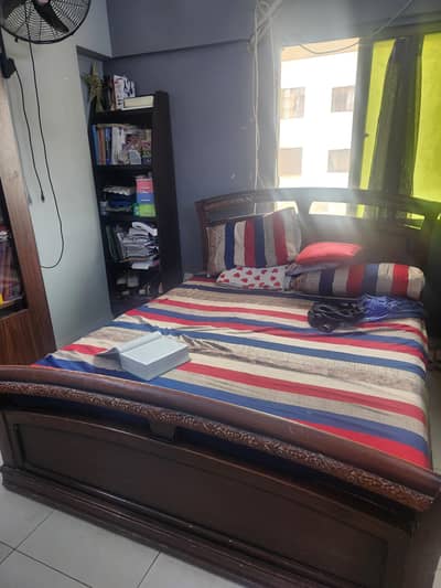 master bed 5 ft by 6 ft with mattress with storage