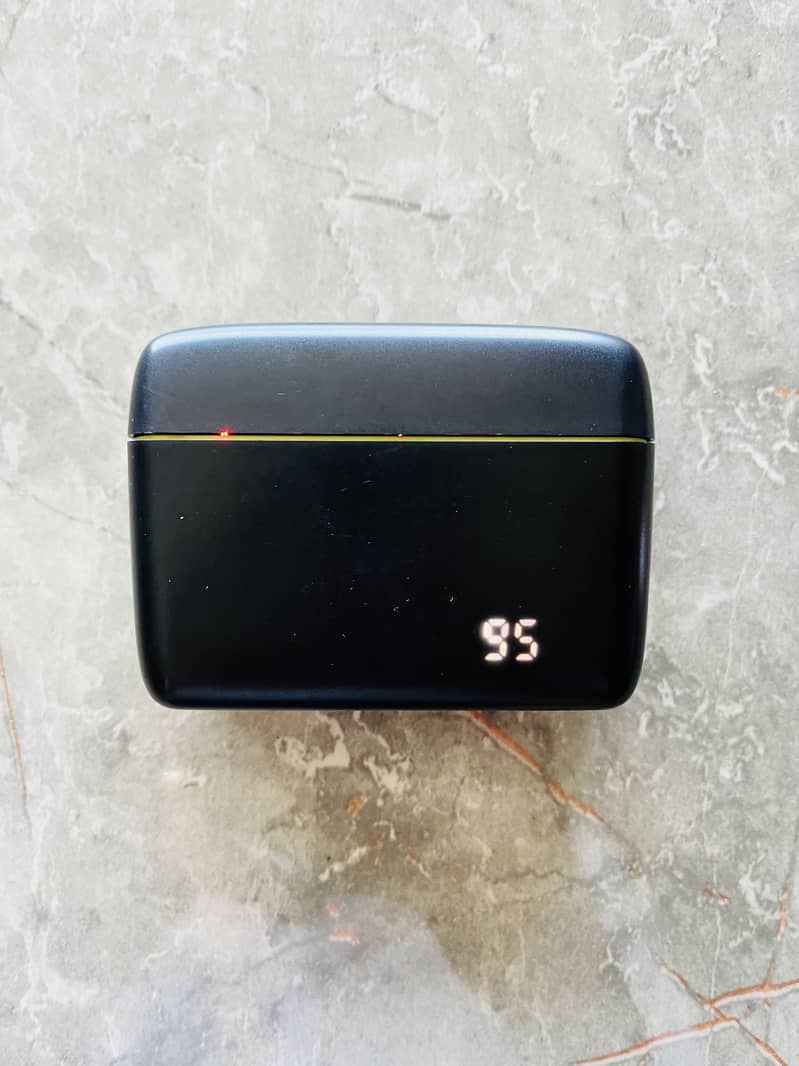 Wireless Microphone 3