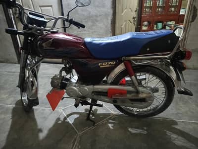 Honda CD-70 (SGM-1380-2013 )
