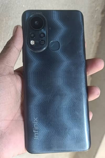 Infinix Hot 11s  4/128   Rs14,500