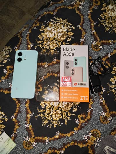 4 Plus 2GB memories is ke 64gbl hai Koi mast Nahin a Raha jisse clear