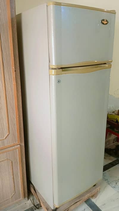 Dawlance Fridge for Sale – Excellent Cooling – Fully Working