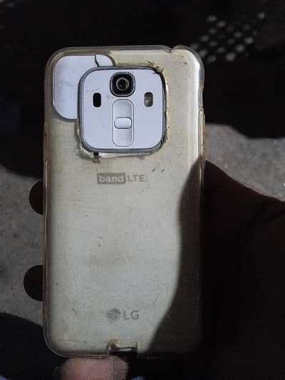 LG band play battery kharab hai Baki phone theek hai