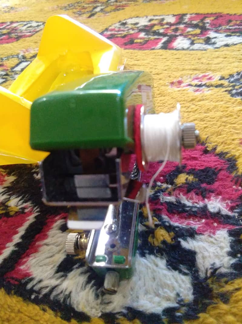 Mini Sewing machine 5