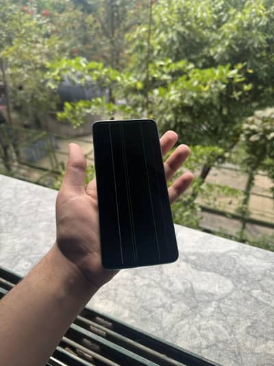 One plus 8t 12/256gb