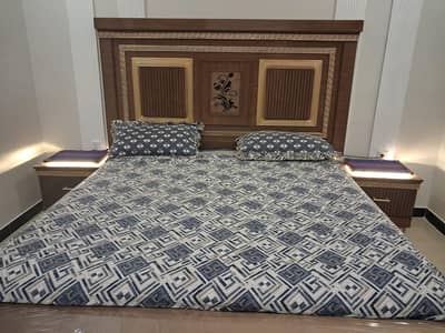 Bed set (without mattress)
