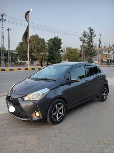 Selling My Toyota Vitz 2018 Model Push Start