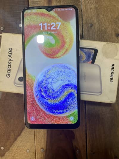 Samsung galaxy a04 pta approved 4/64 with box