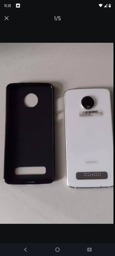 Motorolla Z4 10/10 Condition only serious buyer contact