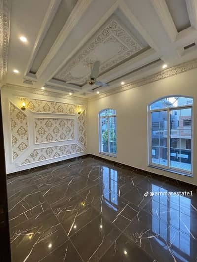 10 MARLA BRAND NEW LOWER PORTION AVAILABLE FOR RENT