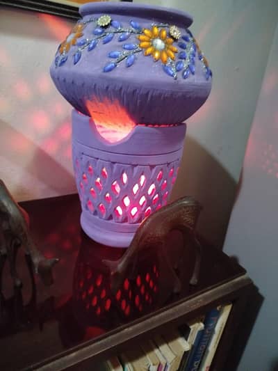 Beautiful Decorative Table Lamp