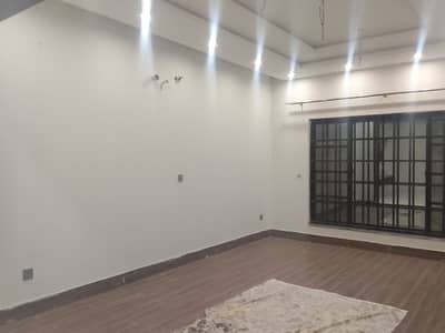 10 MARLA UPPER PORTION FOR RENT