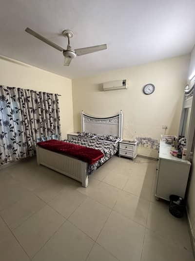 INVESTOR RATE CORNER HOUSE FOR SALE AT PRIME LOCATION NEAR LACAS SCHOOL