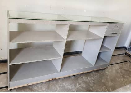 Almost New Glass & Wooden Shop Counter – Premium Quality