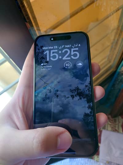 Iphone 14 pro 128gb FU 4 month sim Time