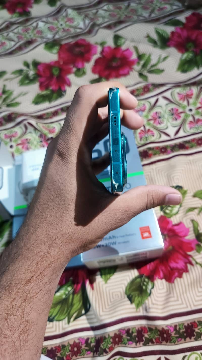 8+8256 1
