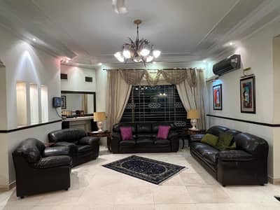 1KANAL UPPER PORTION FULLY FURNISHED DHA PHASE 5