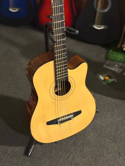 Guitar /Ukuleles /Acuostic Guitar /Beginners Guitar