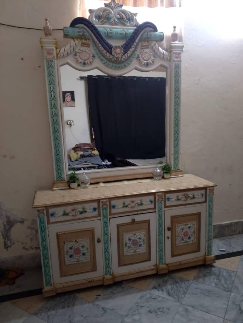 Dressing Table And Showcase 1