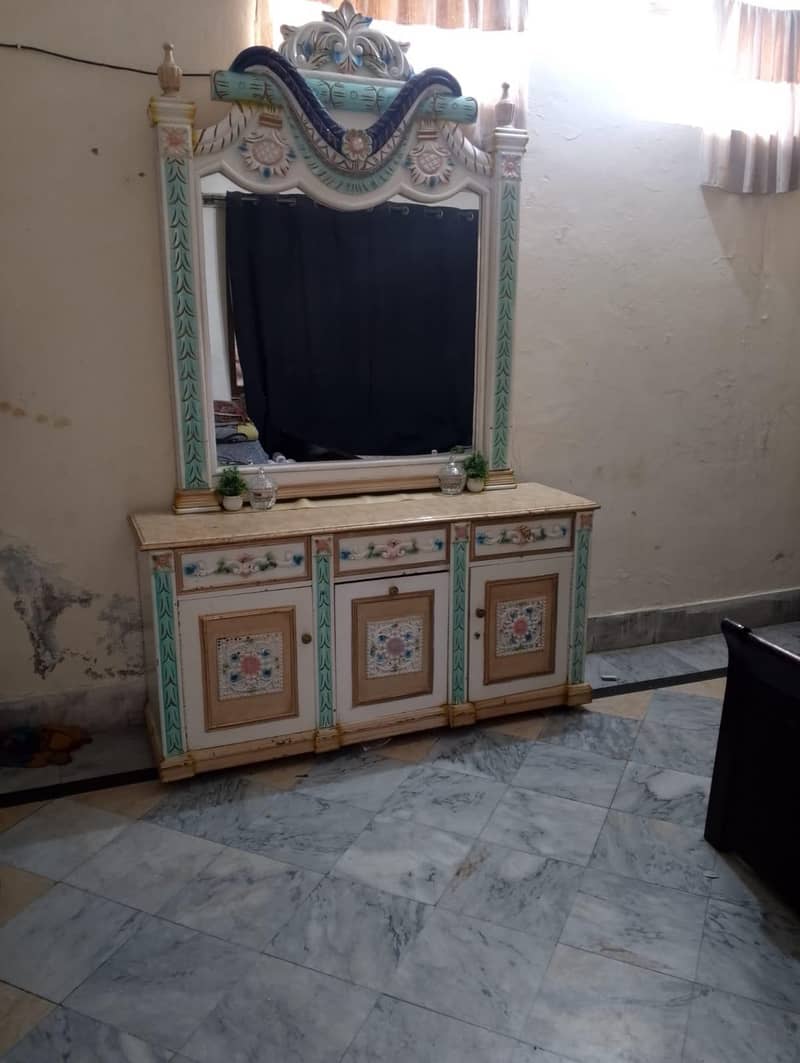 Dressing Table And Showcase 2