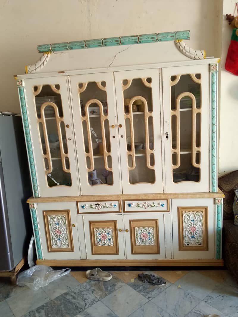 Dressing Table And Showcase 3