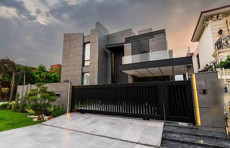 Fully Furnished 1 Kanal House Available In DHA Phase 6 - Block C For Sale