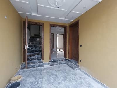 Prime Location House In Bahria Nasheman - Iris For Sale