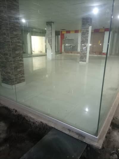 Ground Floor Hall Shop for Rent in Gulberg Very Hot Location Very Rushi Area for Pharmacy | Food Point | Beauty Saloon | Clinic | Grocery Store | Bakary | Dollar Shop | Restaurant | Coffee Shop | Ice cream Shop | Etc