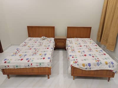 pair of 2 single bed