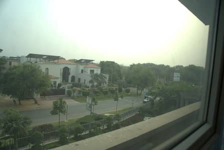 ZEEE Marketing & Builder Offers 1 Kanal Near to Park & Gold Awsome Location In The Hearth of 9 Prism DHA Lahore Available