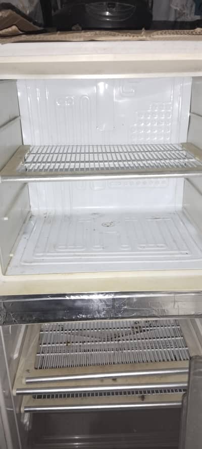 dawlance bilkul okay fridge hai