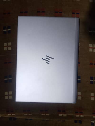 HP elitebook 840 g5 16gb  256gb 8 generation