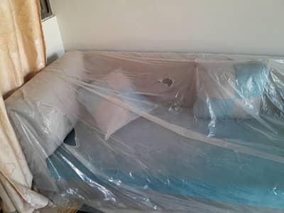 5 seater sofa set in good condition and reasonable price