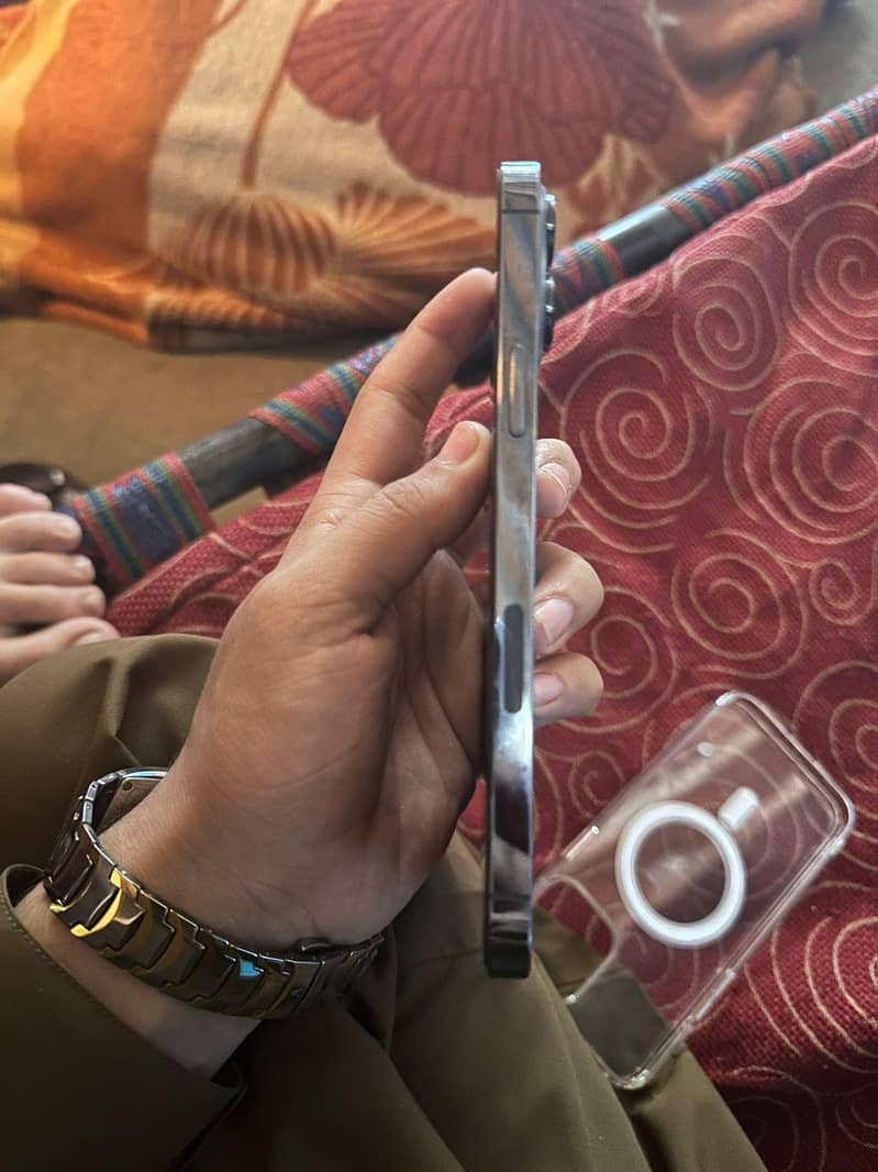 iphone 1é pro max 3