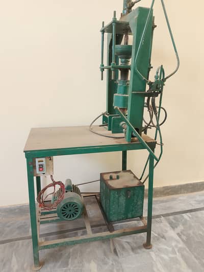 Molding Machine