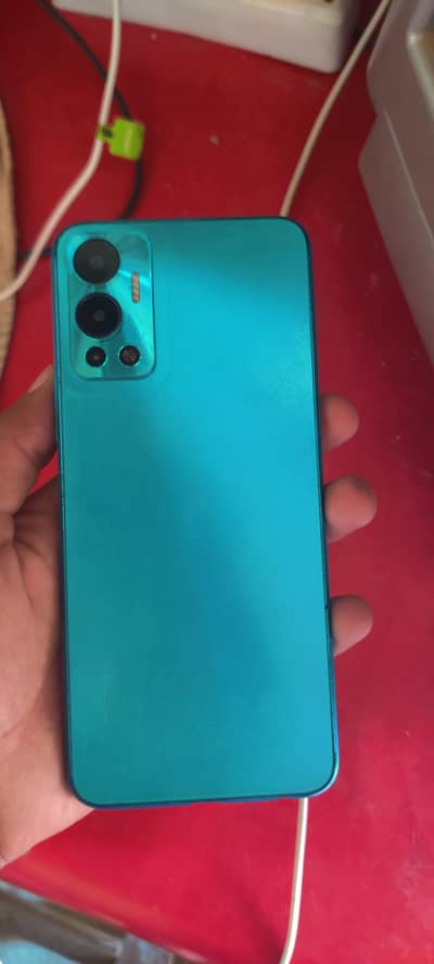 Infinix hot 12