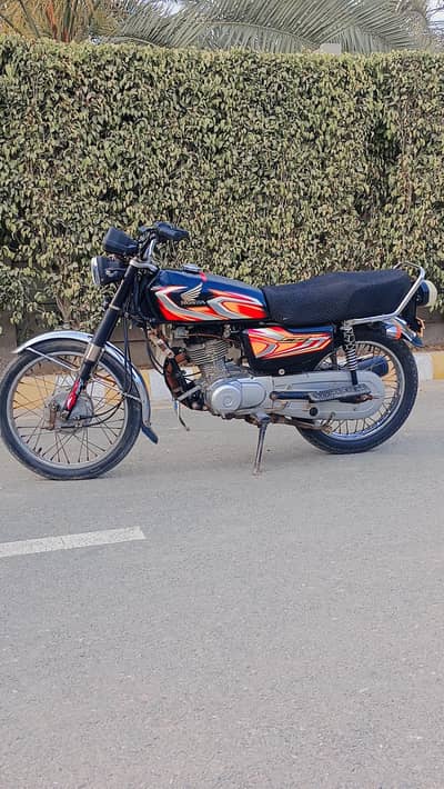Honda 125 good condition all documents clear