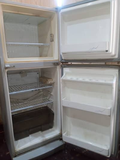  فروخت کے لیے اسمال سائز ریفریجریٹر 