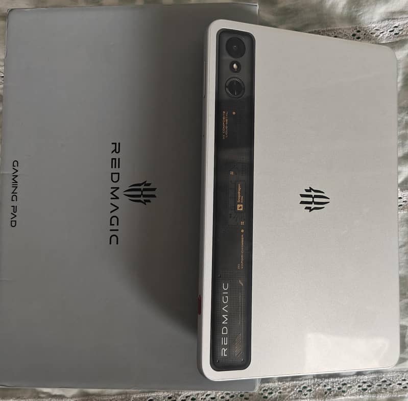 REDMAGIC TAB ASTRA 2