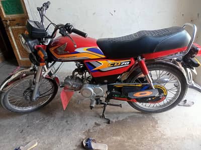 Honda 70 25 model good condition location khurrianwala