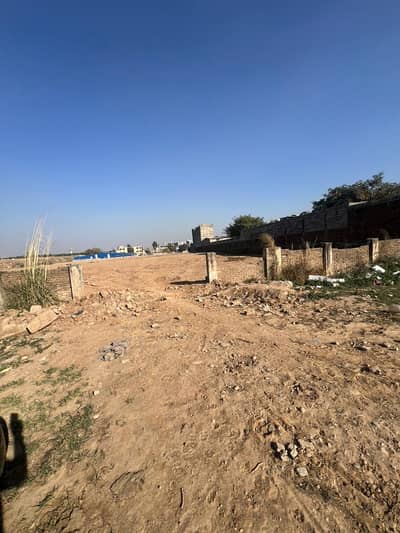 1.5 Kanal Industrial One Trade Plot