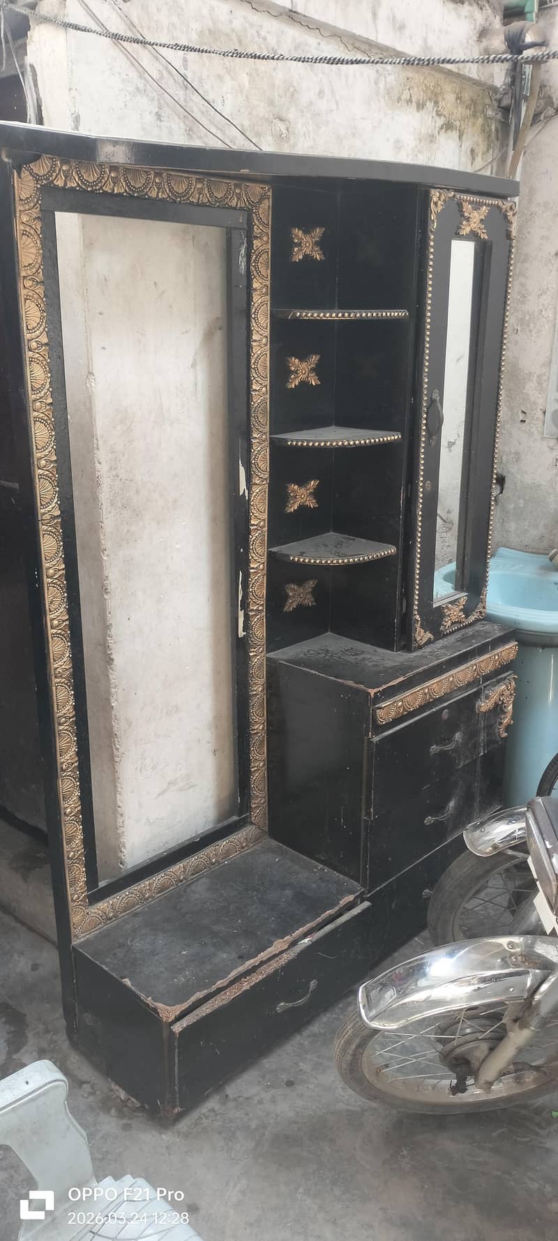 چپ بورڈ ڈریسنگ ٹیبل 0