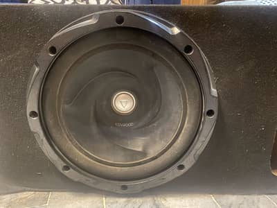 Kenwood subwoofer with box (never repaired)