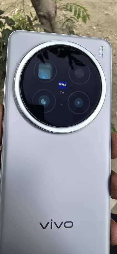 Vivo X200 pro 16+16 512gb