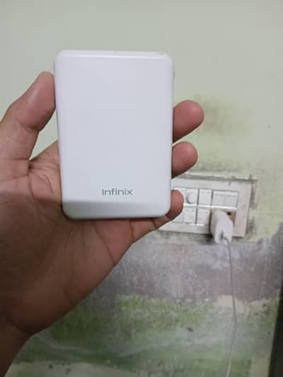 wirlees chrger infinix note 40 ka