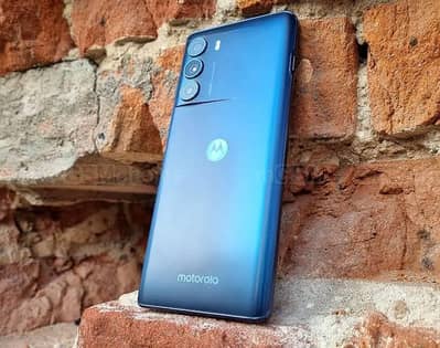 Motorola moto g200 official approvedd dual sim 8/128, read ad first