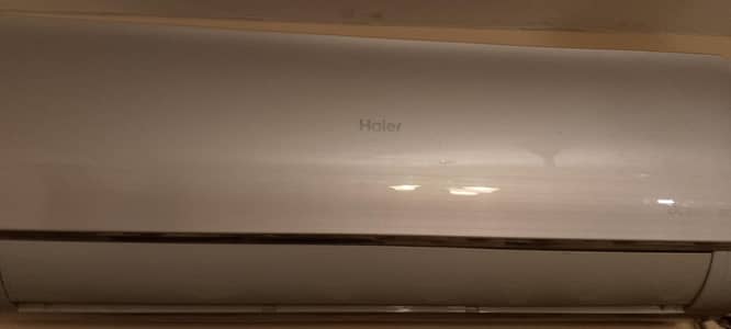 Haier DC Air conditioner slightly used