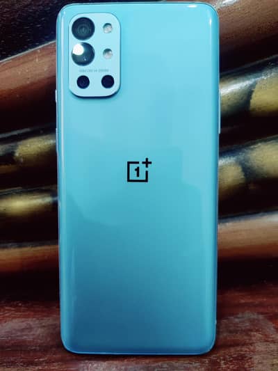 OnePlus 9R (12GB/256GB) – Excellent Condition